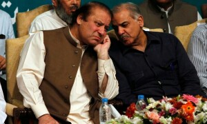 مسلم لیگ (ن) انتخابات سے راہ فرار کا تاثر زائل کرنے کیلئے کوشاں