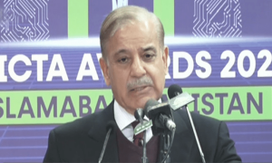 آئی ٹی برآمدات سالانہ 5 ارب ڈالر تک فوری لے جاسکتے ہیں، وزیراعظم