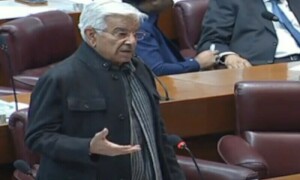 چمن بارڈر پر فائرنگ: افغان حکومت نے واقعے کی معافی مانگ لی، معاملہ حل ہو گیا، خواجہ آصف