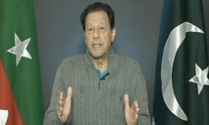 'گذشتہ آٹھ ماہ میں ساڑھے سات لاکھ پاکستانی ملک چھوڑ گئے' 'گذشتہ آٹھ ماہ میں ساڑھے سات لاکھ پاکستانی ملک چھوڑ گئے'