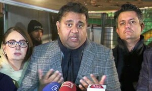 لاہور ہائیکورٹ کے فیصلے سے ثابت ہوا گورنر کا نوٹی فکیشن غیر آئینی تھا، فواد چوہدری
