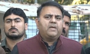 پی ٹی آئی کا چیف الیکشن کمشنر کے خلاف ایک اور ریفرنس دائر کرنے کا فیصلہ