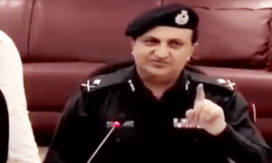 اسٹریٹ کرائمز قانون نافذ کرنے والوں کیلئے بڑا چیلنج ہے، کراچی پولیس چیف کا اعتراف