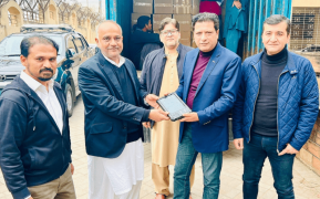 Nadra hands over 126,000 tablets to PBS for digital census