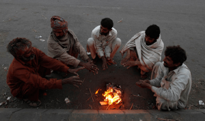 &lsquo;Cold wave&rsquo; alert: Mercury may fall to 5&deg;C in Karachi from tomorrow