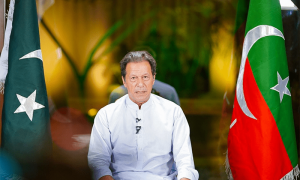 خود کو محفوظ تصور نہیں کررہا لیکن اس کے باوجود انتخابی مہم چلاؤں گا، عمران خان