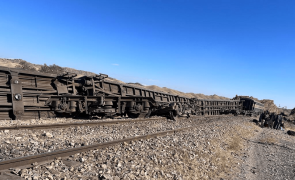 At least 8 injured as blast derails train in Balochistan&rsquo;s Bolan