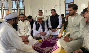 شاہین آفریدی اور انشا آفریدی نکاح کے بندھن میں بندھ گئے