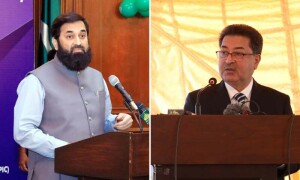 گورنر پنجاب، چیف الیکشن کمشنر کےخلاف توہین عدالت کی درخواست دائر