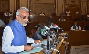 Raid at minister&rsquo;s home after bodies found in Barkhan well
