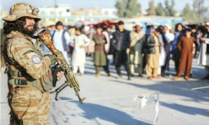 طورخم بارڈر کی بندش سے تاجروں، ٹرانسپورٹرز کی مشکلات میں اضافہ