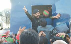 PTI leaders in KP &lsquo;free to court arrest another day&rsquo;