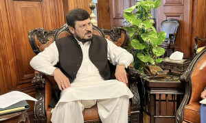 خیبرپختونخوا میں انتخابات کی تاریخ کیلئے گورنر، الیکشن کمیشن کا مشاورتی اجلاس بے نتیجہ ختم