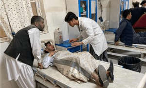 افغانستان: مزار شریف میں دھماکا، ایک سیکیورٹی گارڈ ہلاک، 5 صحافی زخمی