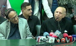 سابق گورنرپنجاب چوہدری سرور کا مسلم لیگ (ق) میں شمولیت کا اعلان