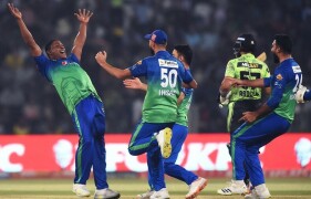 PSL 2023: Multan ruthlessly expose Lahore&rsquo;s weaknesses in one-sided qualifier