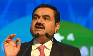بھارتی صنعت کار گوتم اڈانی کو ہفتہ وار 3 ہزار کروڑ کا نقصان، دولت میں 60 فیصد کمی