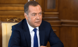 Any attempt to arrest Putin would be declaration of war, says ally