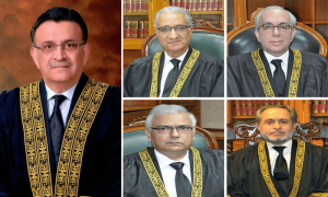 انتخابات ملتوی کرنے کا کیس: کیا الیکشن کو لمبے عرصے کیلئے التوا میں رکھا جاسکتا ہے؟ چیف جسٹس