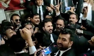 جوڈیشل مجسٹریٹ نے حسان نیازی کو کراچی میں درج مقدمے سے بری کردیا