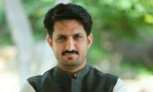 PTI&rsquo;s Azhar Mashwani returns home safely after 8 days