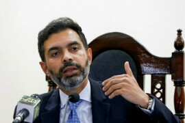 قرض کی ری اسٹرکچرنگ &rsquo;انتہائی مشکل&lsquo; ہوگی، سابق گورنر اسٹیٹ بینک
