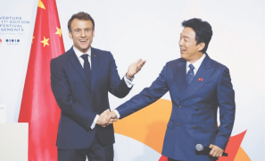 When in Beijing &mdash; Macron warns against shunning China