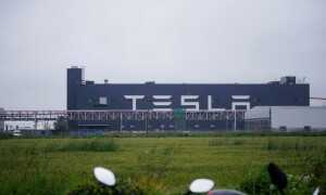 Tesla to build battery plant in Shanghai