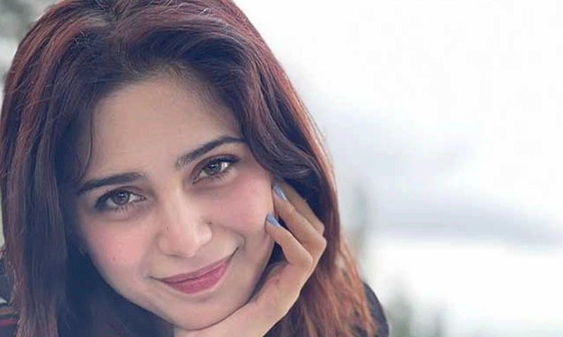 بیماری کے باعث 6 ماہ تک ویل چیئر پر محدود رہی، آئمہ بیگ کا انکشاف