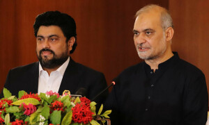 کامران ٹیسوری کا کراچی سمیت سندھ بھر میں مردم شماری کیلئے ڈیڈلائن کی شرط ختم کرنے کا مطالبہ