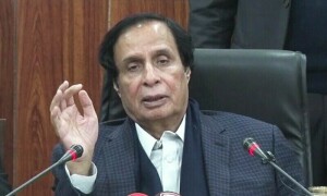 پرویز الہٰی، مونس الہٰی، محمد خان بھٹی کےخلاف رشوت لینے کے الزام پر مقدمہ درج