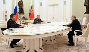 Putin hails military relations with China