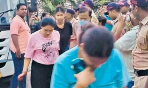 بھارت: ناشتے کے &rsquo;بڑے آرڈر&lsquo; نے ممبئی پولیس کو جعلی کال سینٹر تک پہنچا دیا