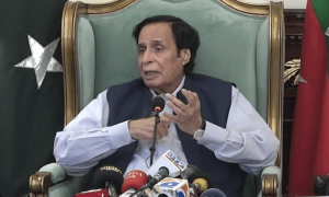 نواز، شہباز شریف لندن میں بیٹھ کر عدلیہ کے خلاف سازش کر رہے ہیں، چوہدری پرویز الہٰی