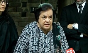 In first major blow for PTI, Shireen Mazari leaves party and quits &lsquo;active politics&rsquo;