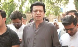 Ex-ISI chief Faiz &lsquo;architect, biggest beneficiary&rsquo; in Al-Qadir corruption case, claims Vawda