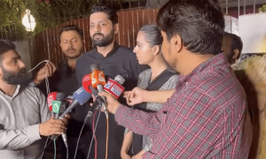 Lawyer Jibran Nasir returns home almost 24 hours after being &lsquo;picked up&rsquo;
