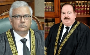 پاناما لیکس میں نامزد 436 افراد کے خلاف درخواست سپریم کورٹ میں سماعت کیلئے مقرر