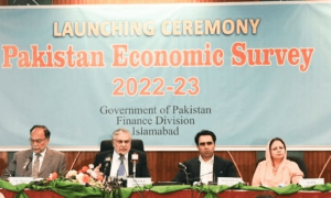 اقتصادی سروے23-2022: صنعتی شعبہ سب سے زیادہ متاثر، 3 فیصد تک سکڑ گیا