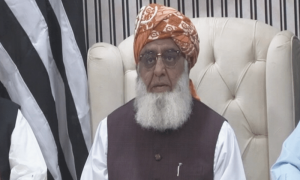 انتخابات کو آئینی مدت سے آگے بڑھانے کا فیصلہ پارلیمنٹ کرے گی، مولانا فضل الرحمٰن