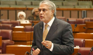 سیلاب زدہ علاقوں میں گھروں کی تعمیر کیلئے منصوبہ بندی زیر غور ہے، گھبرانے کی ضرورت نہیں، اسحٰق ڈار