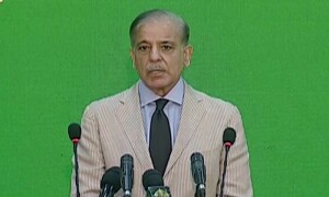 برے وقت میں ساتھ دینے والے بھی کہتے ہیں آپ نے کب تک قرضے لینے ہیں، وزیر اعظم