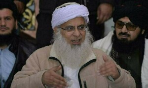 سابق خطیب لال مسجد مولانا عبدالعزیز، اہلیہ پر دہشت گردی سمیت دیگر مقدمات درج