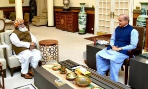 وزیراعظم سے ملاقات میں مولانا فضل الرحمٰن کا بروقت انتخابات کا مطالبہ