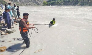 خیبرپختونخوا: بغیر انتباہ کوہستان ڈیم سے پانی کا اخراج، خاتون اور بچی جاں بحق