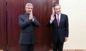 China&rsquo;s top diplomat urges stable ties with India as military tensions simmer