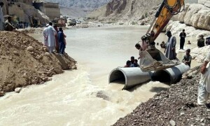 Multiple roads blocked as Balochistan continues to battle rain-triggered floods