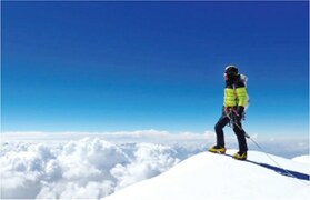 Two Japanese climbers scale Terich Mir