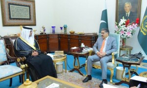 PM Kakar extols support from UAE, Saudi Arabia