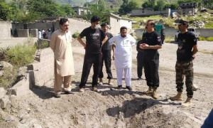 خیبر پختونخوا کے علاقے تورغر میں بم دھماکا، پولیس افسر حملے میں محفوظ